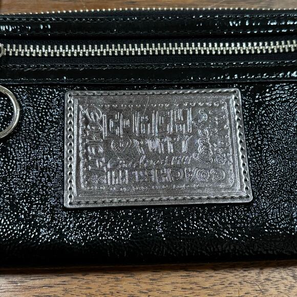 Coach Poppy Wristlet black pebbled & patent leather purse wallet clutch top zip - Picture 4 of 11